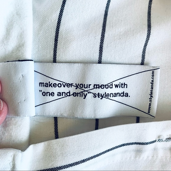❌DONATED❌ STYLEANDA KOREA White & Navy Pinstripes Long Sleeve Mock Hoodie - Picture 9 of 12